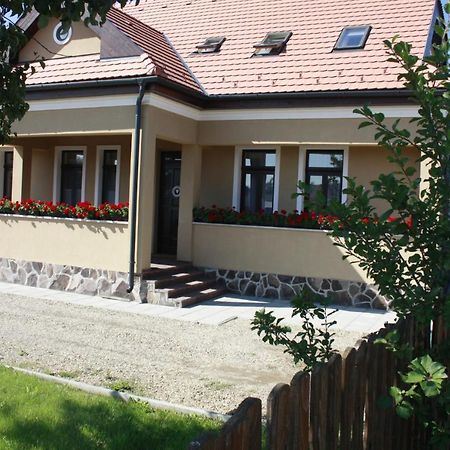 Pensiune Agroturistica Horvath-Kert Borzont Extérieur photo