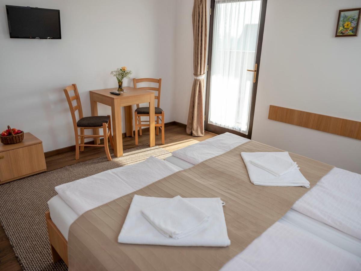 Pensiune Agroturistica Horvath-Kert Borzont Extérieur photo